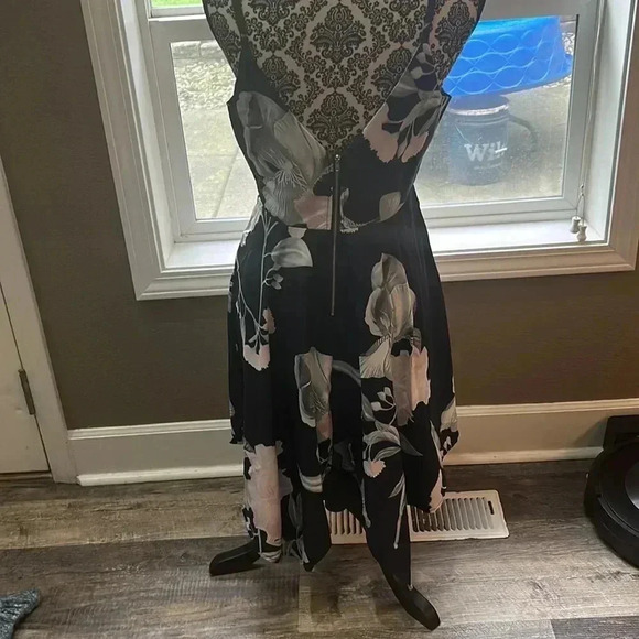 NWT Kidsform Sheer V Neck Dress size M - Picture 6 of 7